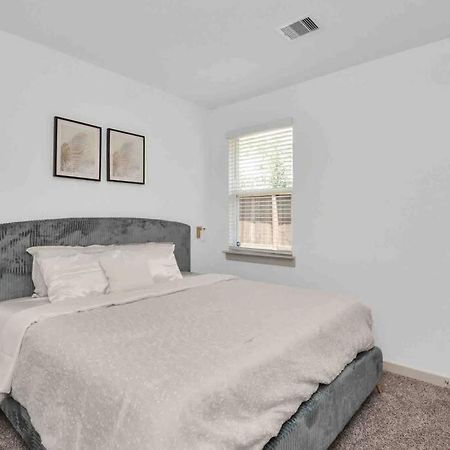 4Bedroom Escape - Near Med Center With Backyard Хьюстон Экстерьер фото